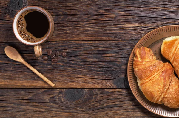 Koffie en croissant — Stockfoto