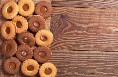 Karamel ile tanımlama 