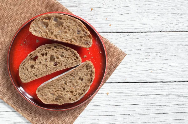 チャバタのパンをスライスしました。 — ストック写真