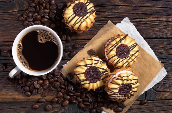 Кофе с печеньем — стоковое фото