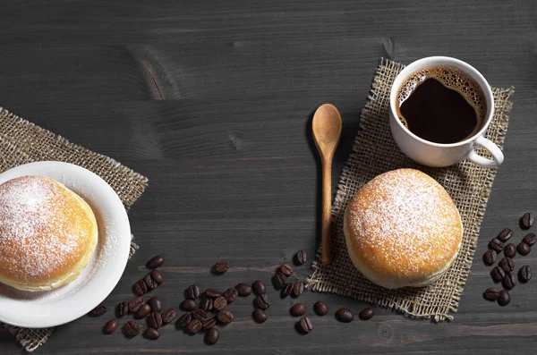 咖啡和甜甜圈 — 图库照片