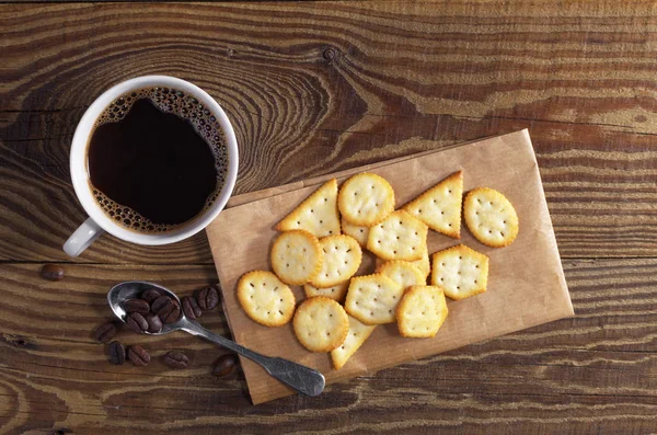 Coffee and crackers — Stock Photo, Image