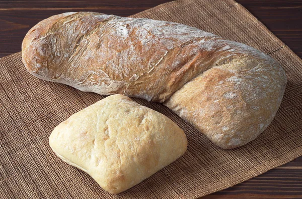 Panes de pan ciabatta — Foto de Stock