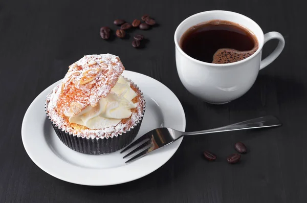 Café y pastel —  Fotos de Stock
