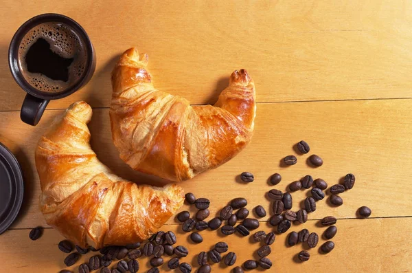 Coffee and croissants — Stock Photo, Image