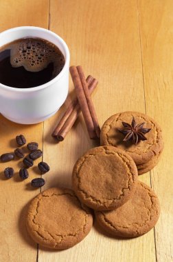 Zencefilli kurabiye ve kahve