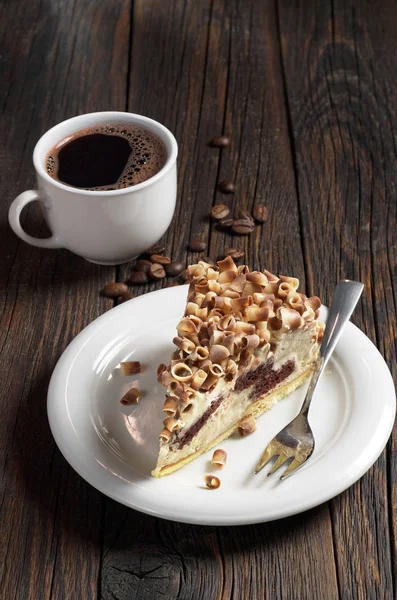 Cremiger Kuchen und Kaffee — Stockfoto