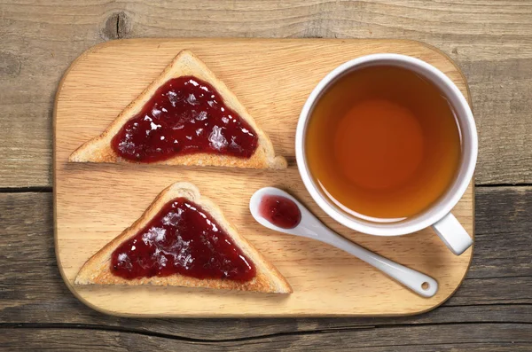 Çay ve reçelli ekmek — Stok fotoğraf