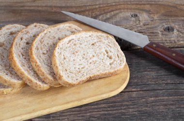 Dilim kepek ile buğday ekmek