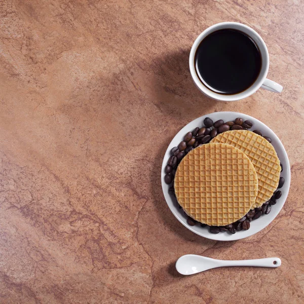 Wafers and coffee — Stock Photo, Image