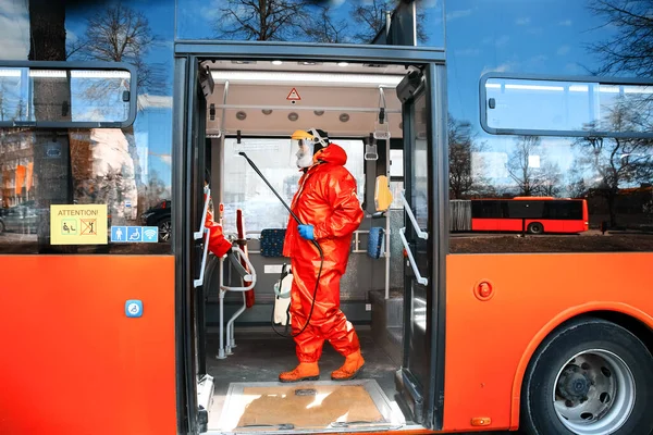 Mulicipality Workers Emergency Brigade Fertőtlenítő Tömegközlekedés Közben Corona Vírus Járvány — Stock Fotó