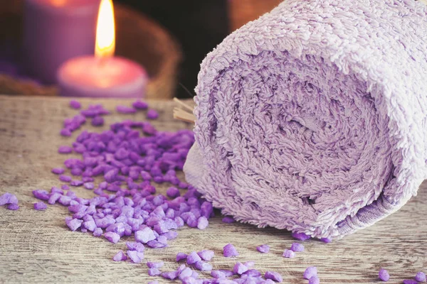 Ambiente de spa roxo — Fotografia de Stock