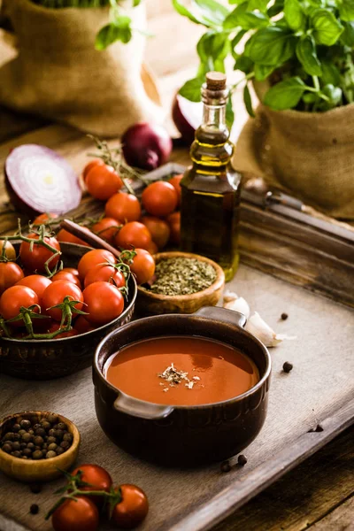 Tomato soup on wood — Stock Photo, Image