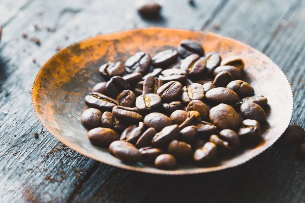 Kaffee auf Holz — Stockfoto