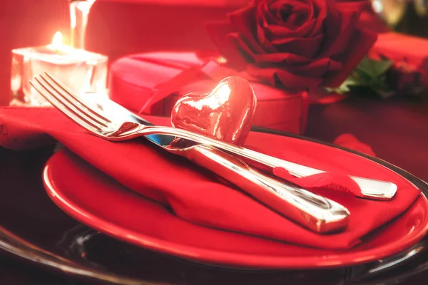 Walentynki obiad ustawienie — Zdjęcie stockowe