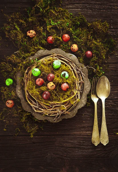 Easter eggs on wood — Stock Photo, Image