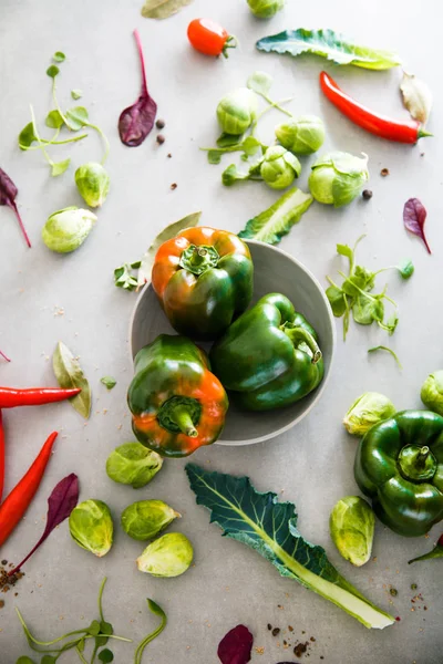 Platos de verduras frescas — Foto de Stock