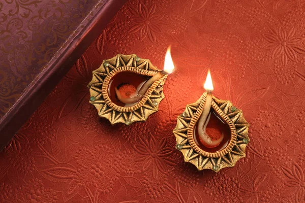 Hint Festivali Diwali Deepawali Diya lambası ışıklar
