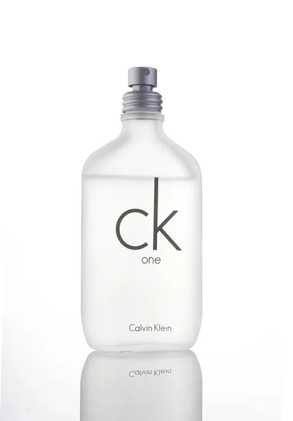 Yeni Delhi, 7 Nisan 2018 - Calvin Klein Ck bir parfüm Studio Sho