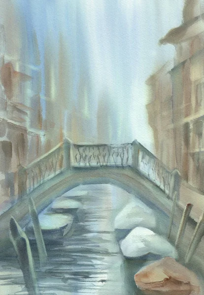 Κανάλι της Βενετίας με μια γέφυρα σε ομίχλη — Φωτογραφία Αρχείου