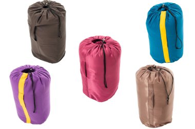 Uyku tulumları beyaz bir arka plan üzerinde izole