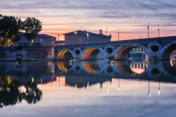 Pont Neuf in Toulouse at sunset — Stock Photo, Image