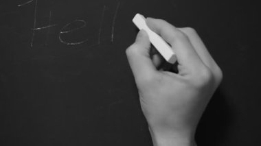 Tanınmayan kişi kendini Charlie tanıtan