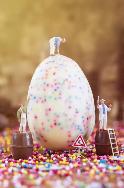 Toy Painters Decorating Easter Egg Toy Concept Easter Soft Light — Stock Photo, Image