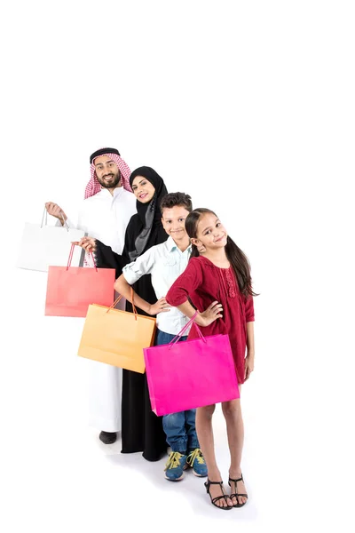 Счастливая арабская семья — стоковое фото
