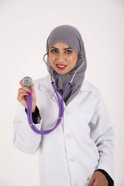 Arap kadın doktor