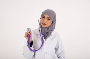 Arap kadın doktor
