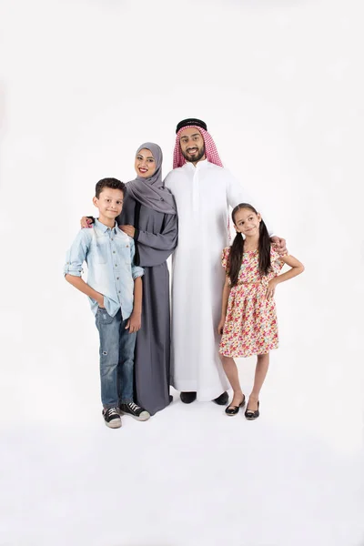 Arab Muslim family — Stock Photo, Image