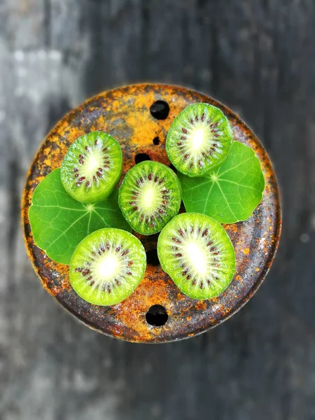  düzenleme kiwi meyveler