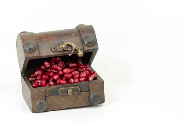 Pomegranate Valuable Fruit Treasure Chest — Stock Photo, Image