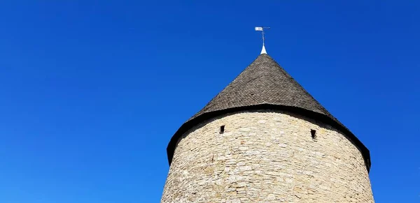 Owl Tower Wall Horn — Stock Photo, Image