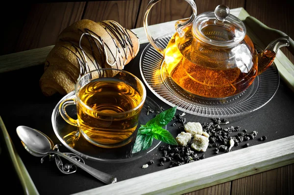 Tea is a hot drink — Stock Photo, Image