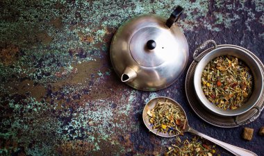 çay sıcak bir içecek olduğunu