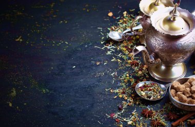 çay sıcak bir içecek olduğunu