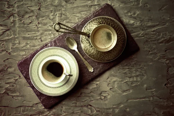 Černá káva je horký nápoj — Stock fotografie