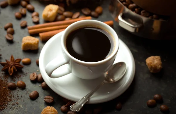 Black coffee is a hot drink — Stock Photo, Image