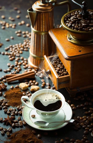 Black coffee is a hot drink — Stock Photo, Image