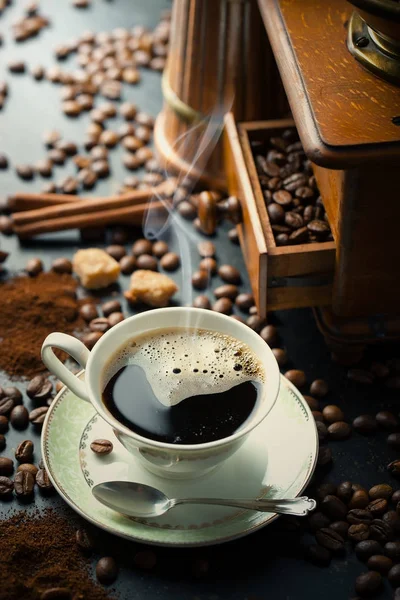 Black coffee is a hot drink — Stock Photo, Image