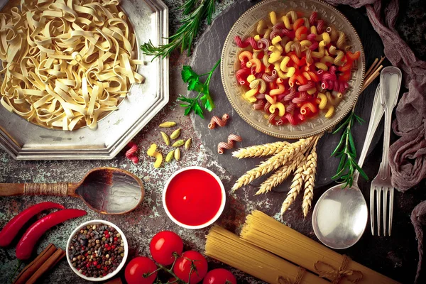 Pasta Composition Vegetables Kitchen Accessories Old Background — Stock Photo, Image