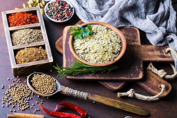 Épices Pour Cuisine Avec Accessoires Cuisine Sur Fond Ancien — Photo