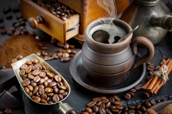 Fekete Kávébab Egy Régi Háttér — Stock Fotó