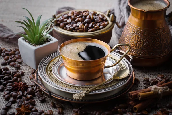 Kaffee Einer Tasse Auf Altem Hintergrund — Stockfoto