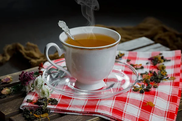 Teát Csészében Egy Régi Háttér — Stock Fotó
