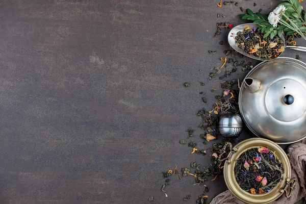 Сушений Листяний Чай Старому Тлі — стокове фото