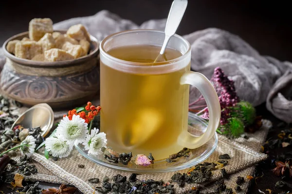 Tee Einer Tasse Auf Altem Hintergrund — Stockfoto