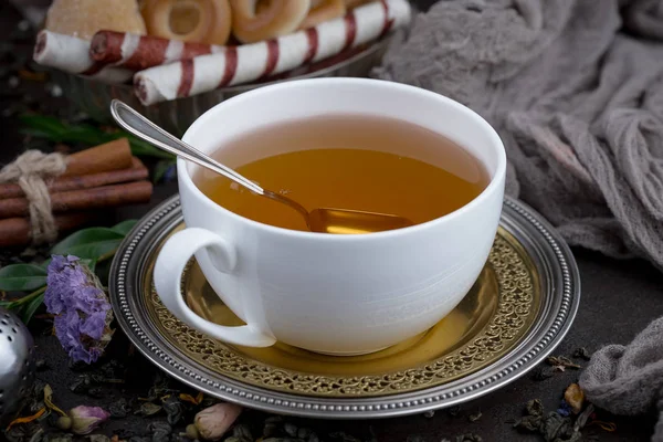 Teát Csészében Egy Régi Háttér — Stock Fotó